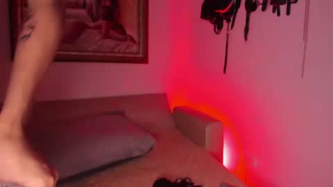 veronicasmith_os online show from 06/09/26, 08:09