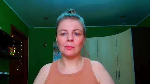 Snapshot of veronikawgold chatting on 06/14/26, 07:38 VeronikawGold online show from 06/14/26, 07:38