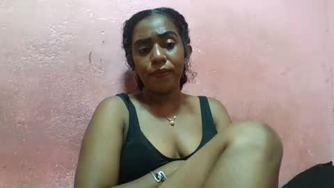 verronique1511 online show from 02/17/25, 10:40