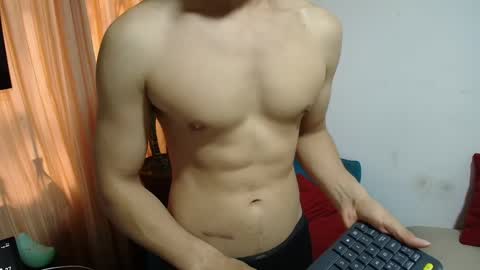 versatileguuy online show from 04/05/26, 09:34