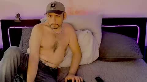 VersPig7 online show from 02/23/25, 11:47