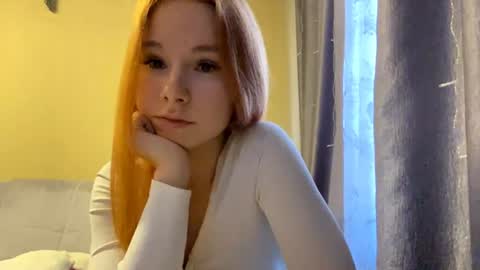 Lina online show from 06/17/26, 11:23