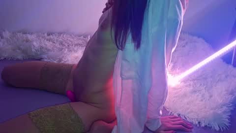 very_satrange_things online show from 05/20/26, 12:39