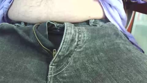 Erik online show from 09/21/25, 06:59