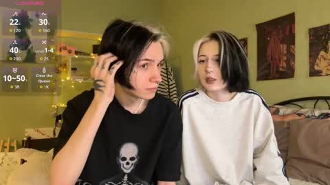 Snapshot of veryraretwins chatting on 10/11/25, 09:57 veryraretwins online show from 10/11/25, 09:57