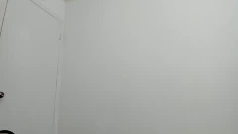 Snapshot of verysassypeachgoddess chatting on 05/15/26, 12:34 verysassypeachgoddess online show from 05/15/26, 12:34