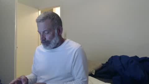 hairy man online show from 01/15/25, 01:12