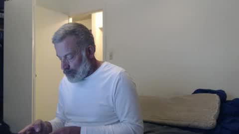 hairy man online show from 01/18/25, 12:57