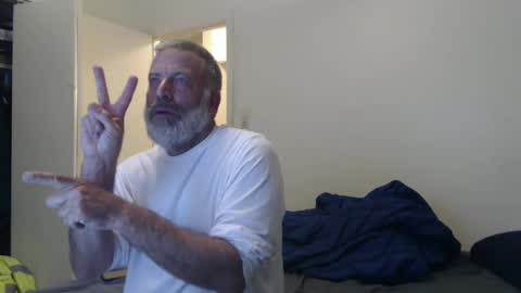 hairy man online show from 01/20/25, 12:46