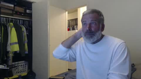 hairy man online show from 01/22/25, 12:59