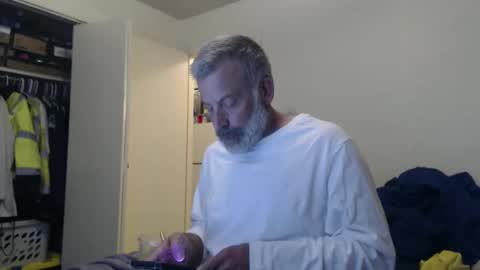 hairy man online show from 02/05/25, 12:53