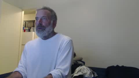 hairy man online show from 02/16/25, 12:52