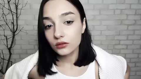 Ana online show from 02/20/25, 07:01