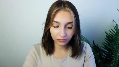 Ana online show from 10/08/25, 01:09