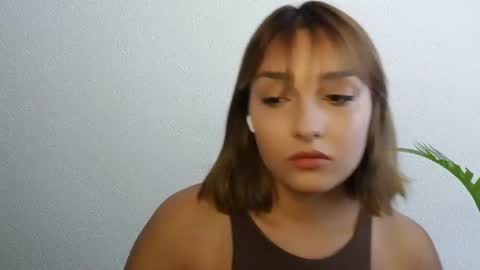 Snapshot of veryveryshygirl chatting on 06/28/26, 10:54 Ana online show from 06/28/26, 10:54