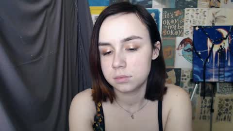 veryveryvery_shy online show from 02/20/25, 12:47