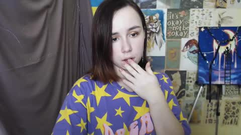 veryveryvery_shy online show from 02/28/25, 09:36