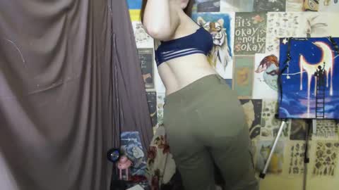 veryveryvery_shy online show from 03/06/25, 09:58