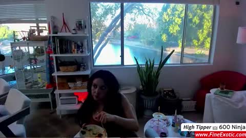 vesafine online show from 12/07/24, 11:23