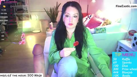 vesafine online show from 03/03/25, 04:58