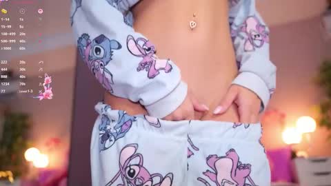 Vesia Sentiri online show from 10/13/25, 06:46