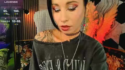 Lady or Goddess Vespera online show from 04/29/26, 03:27