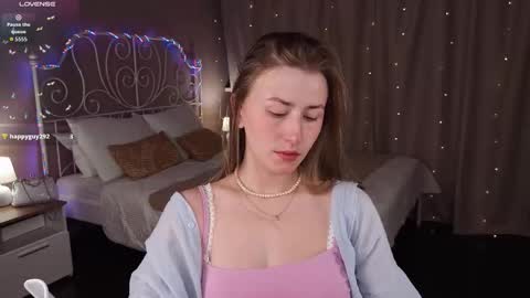 Snapshot of vespera_celeste chatting on 10/17/25, 02:15 Celeste online show from 10/17/25, 02:15