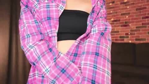 Amelia online show from 04/10/26, 05:23