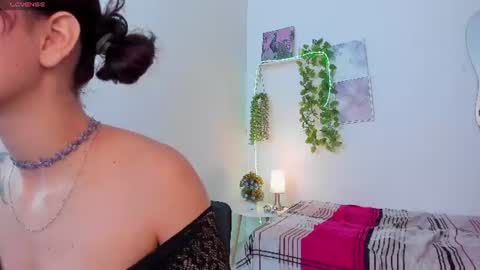 hi im vexa online show from 06/25/26, 04:45