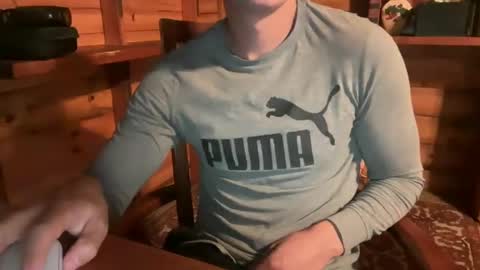 Snapshot of vexelgain chatting on 11/08/25, 01:28 HendasWerout online show from 11/08/25, 01:28