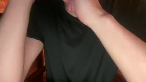 Snapshot of vexelgain chatting on 11/20/25, 01:50 HendasWerout online show from 11/20/25, 01:50