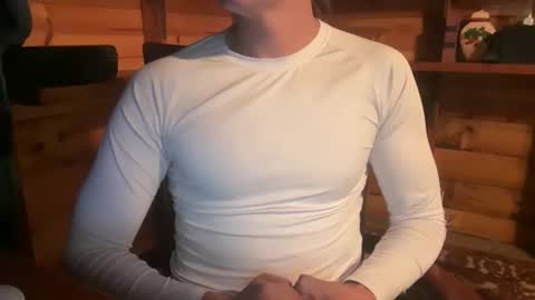 Snapshot of vexelgain chatting on 11/23/25, 04:01 HendasWerout online show from 11/23/25, 04:01