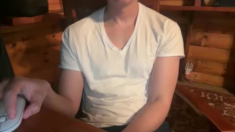 Snapshot of vexelgain chatting on 11/24/25, 02:55 HendasWerout online show from 11/24/25, 02:55