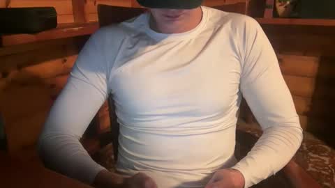 Snapshot of vexelgain chatting on 11/25/25, 05:18 HendasWerout online show from 11/25/25, 05:18