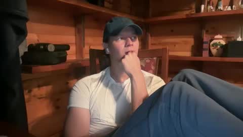 Snapshot of vexelgain chatting on 11/30/25, 05:11 HendasWerout online show from 11/30/25, 05:11