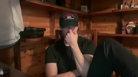 Snapshot of vexelgain chatting on 12/18/25, 03:12 HendasWerout online show from 12/18/25, 03:12