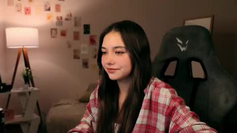 Snapshot of vexorin chatting on 11/24/25, 07:57 Rachel online show from 11/24/25, 07:57