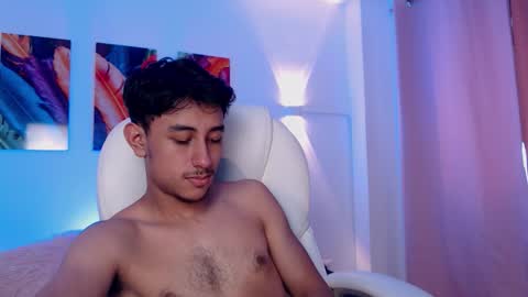 Vezx online show from 03/26/26, 07:52