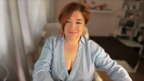Snapshot of vi__vixen chatting on 06/30/26, 11:33 Vi Vixen online show from 06/30/26, 11:33