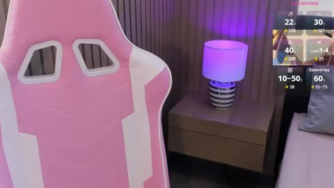 Snapshot of vi_anaya chatting on 10/03/25, 11:51 Anaya online show from 10/03/25, 11:51