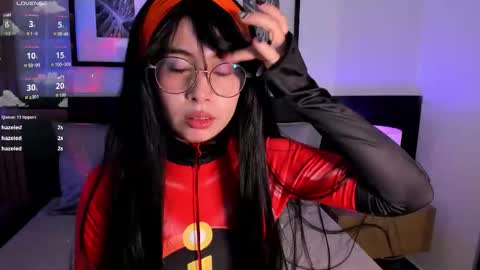 Snapshot of vi_anaya chatting on 11/06/25, 11:33 Anaya online show from 11/06/25, 11:33