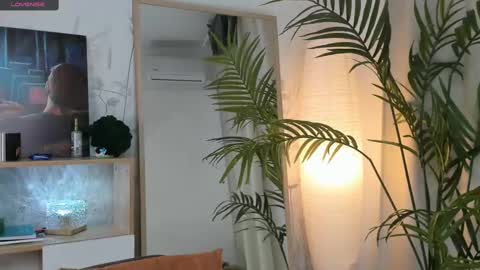 Mikky online show from 03/06/25, 11:47