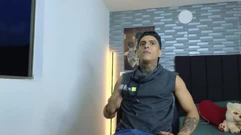 Victor cardenas online show from 12/18/24, 11:08