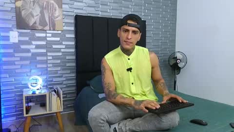 Victor cardenas online show from 01/31/25, 08:54