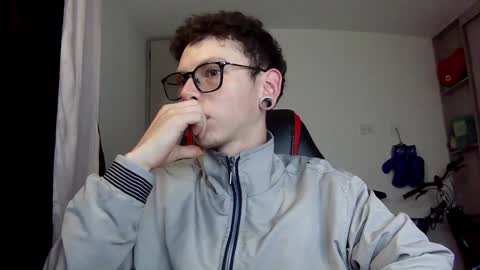 Vicent Brais online show from 12/16/24, 08:20