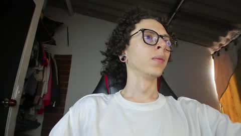 Vicent Brais online show from 02/02/26, 03:22