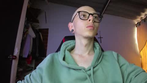 Vicent Brais online show from 03/19/26, 04:55