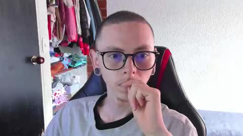 Vicent Brais online show from 03/29/26, 06:08