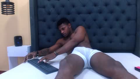 Vicent  online show from 12/27/24, 07:46