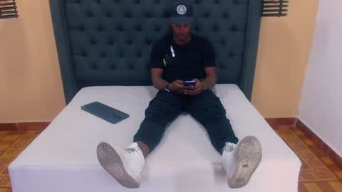 Vicent  online show from 12/29/24, 08:37